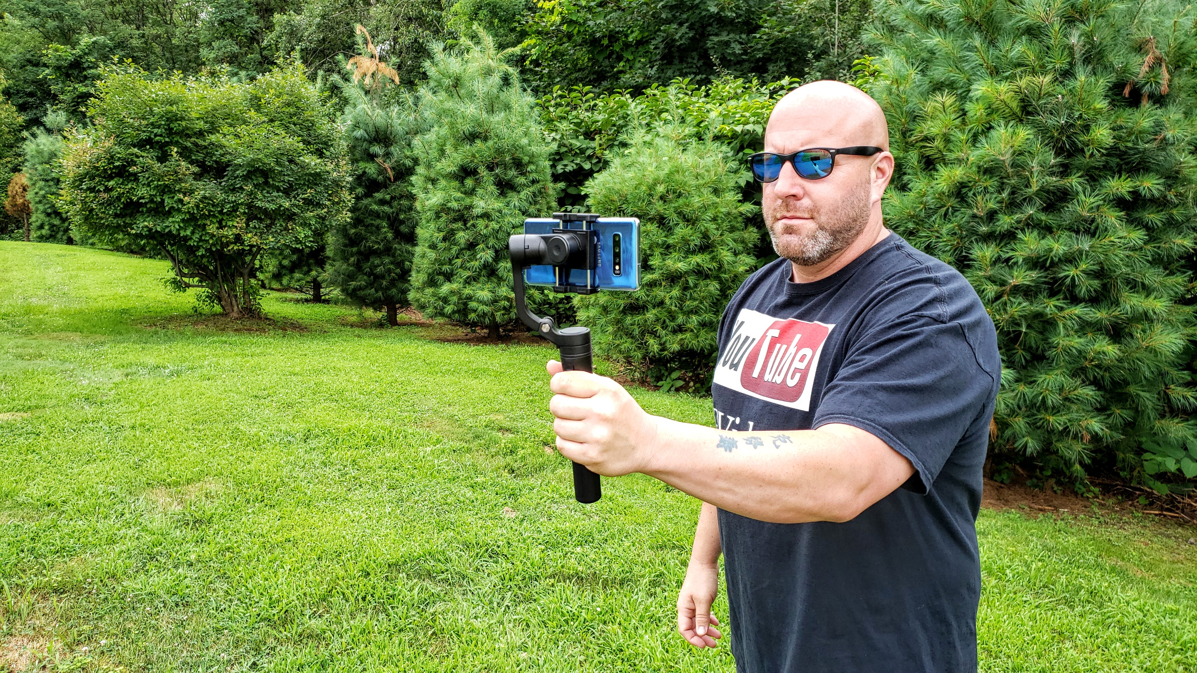 如何判断一台手机稳定器值不值得买？新手入门短视频必看攻略