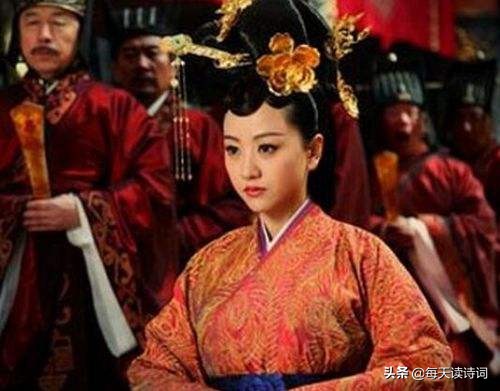 盗墓贼拿棺材偷走女尸,盗墓贼盗走的宝物