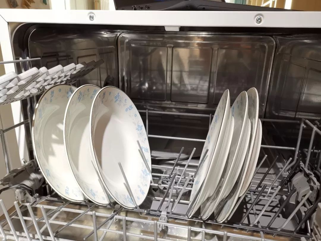 西门子洗碗机视频全过程,西门子洗碗机台式评测