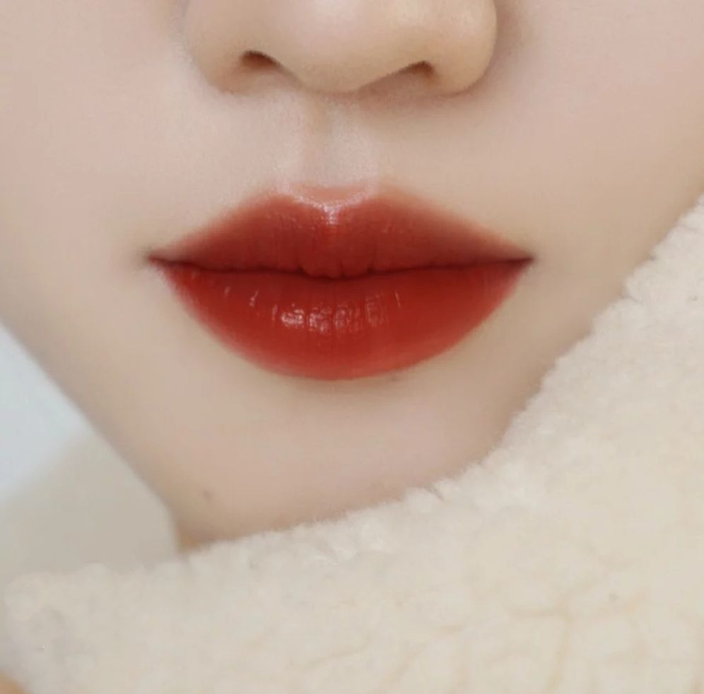 ysl复古正红口红适合黄皮肤吗,ysln610肉桂奶茶