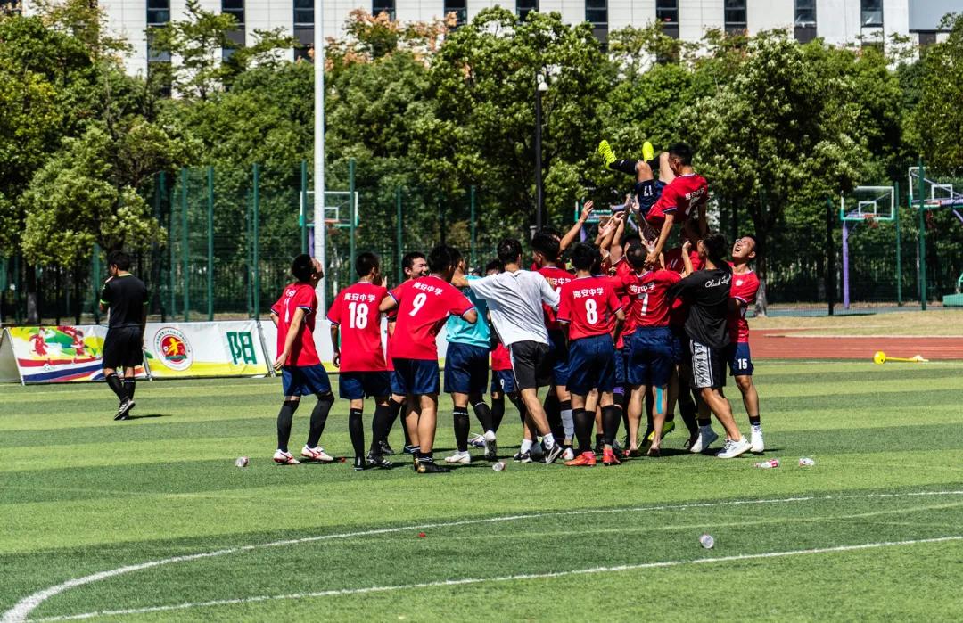 南通海安实验中学足球队,海安中学篮球队