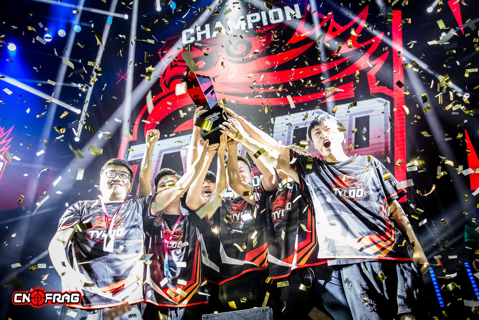 cnFrag2018年度电竞图片-TheYearinPhotos