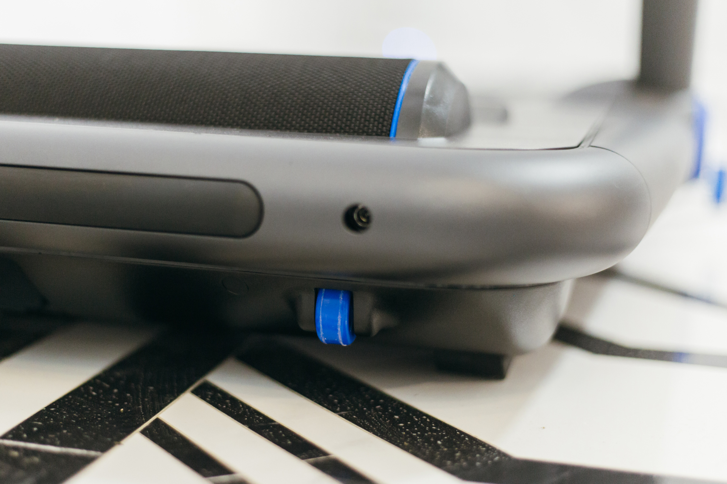 天猫精灵！小姐姐想跑步-小米有品小金K12语音跑步机体验