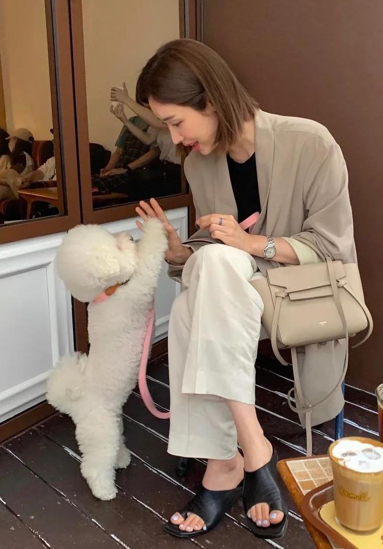 求jennie同款衣服,jennie无帽卫衣