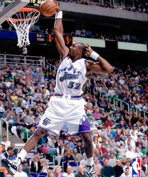 NBA上古巨星传-卡尔·马龙！铁骨硬汉心，梦别紫金城