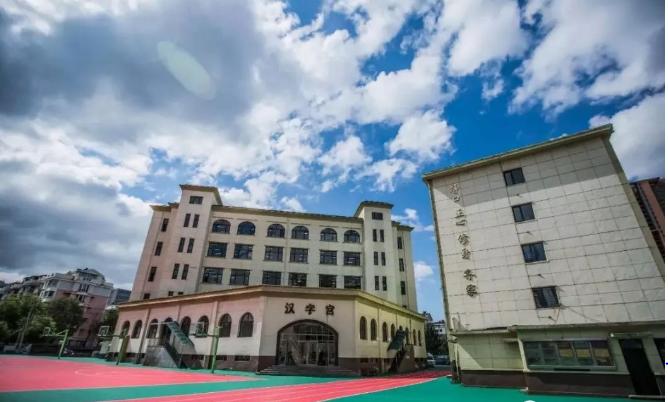 沈阳雨田中学董事长,沈阳雨田实验中学指标到校