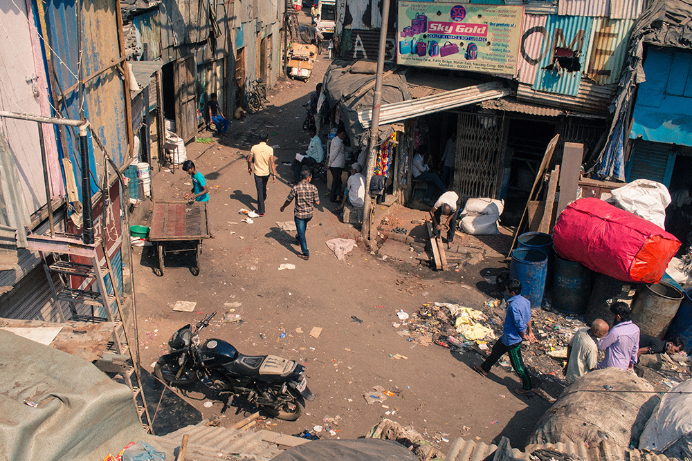 泰国国王玛哈,玛哈国王的奢靡生活