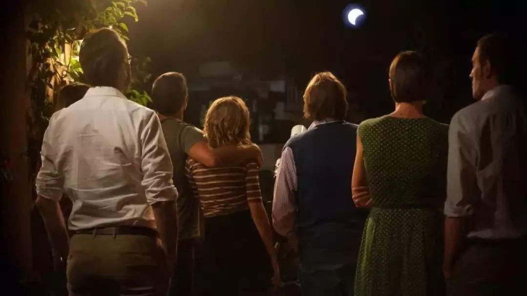 没有身体接触判故意犯规,没有身体接触