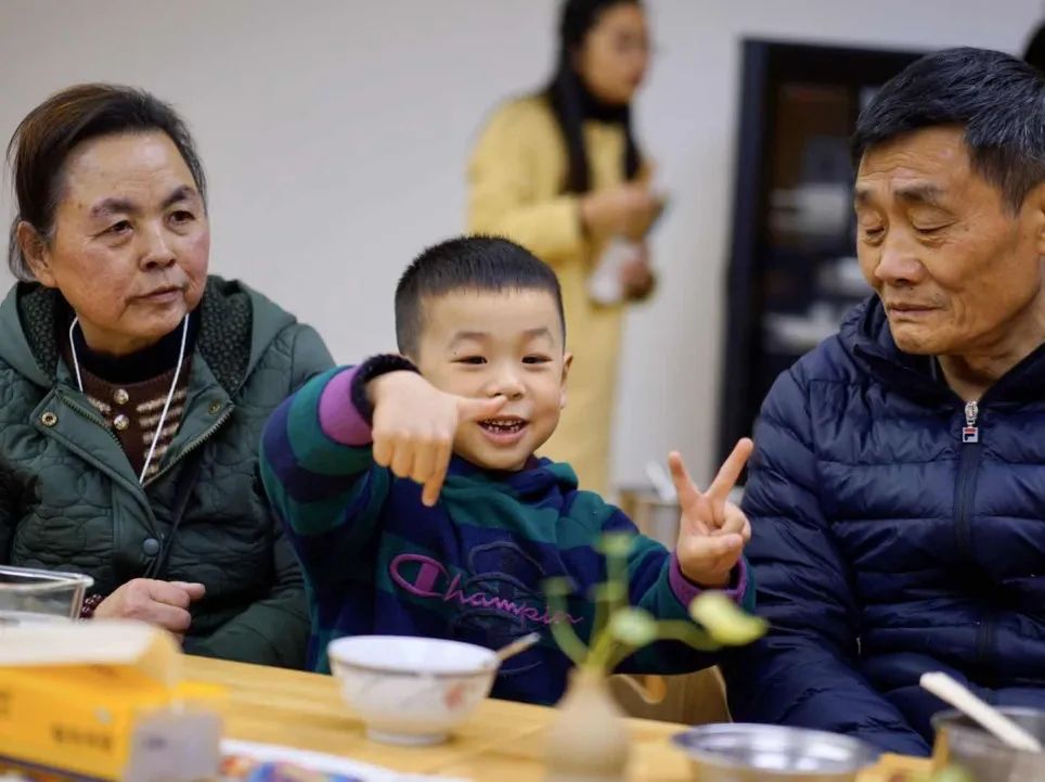闻香识女人女人是世界最好的东西,闻香识女人的情感