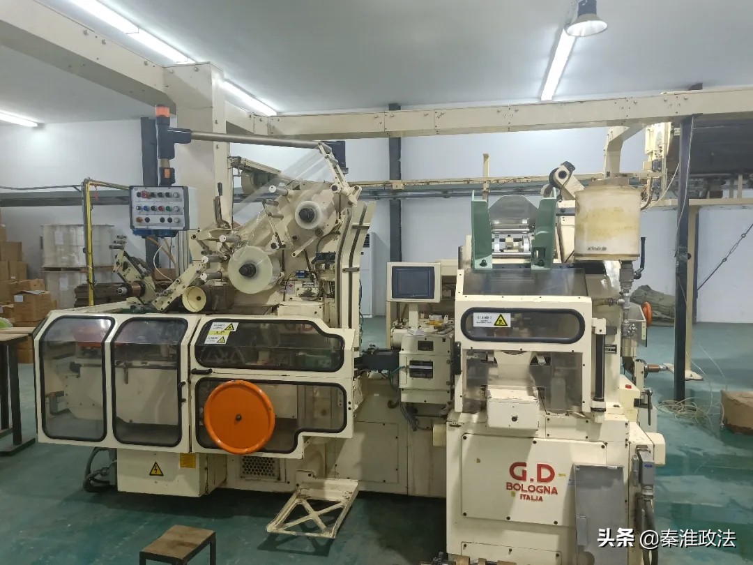 用甲醛PH值严重超标材料制衣,冒充知名童装!浙江警方行动了