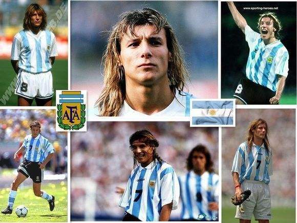 阿根廷射手榜梅西并列第一,阿根廷足球史上十大球王排名