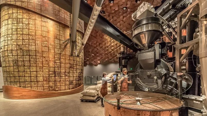 星巴克的logo为什么一直是tm,为什么有些星巴克是红色logo