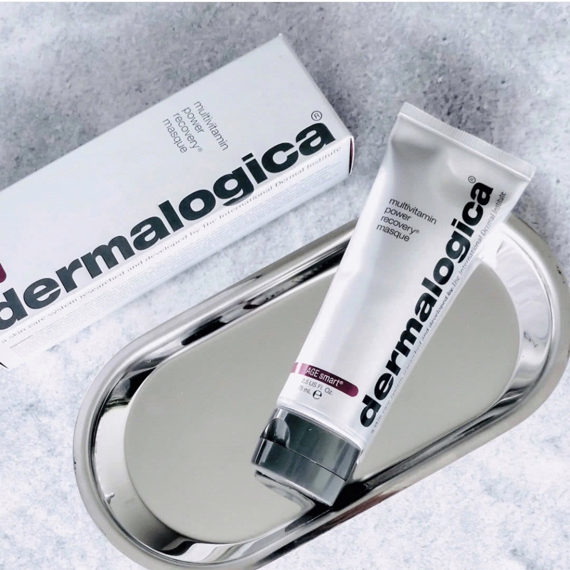 小哥哥们长得嫩？人家面膜敷的比你勤！这10款面膜帮你偷偷变帅