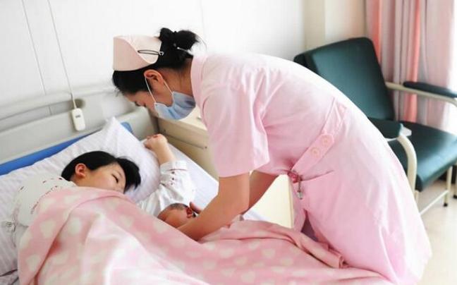 刚生完宝宝产妇要注意些什么,产妇刚生完孩子注意哪些生活事项