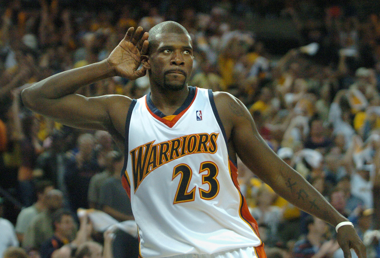 nba打篮球谁是一号球衣,打篮球nba球星詹姆斯