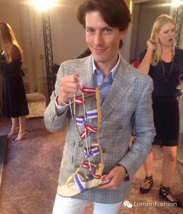 比女人更懂女人,比女人更懂女人的穿搭