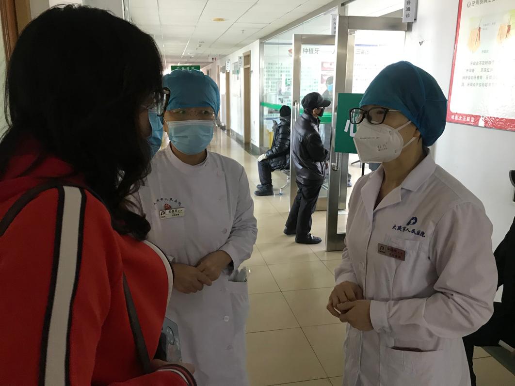 记者探访一线医护,记者探访查体中心