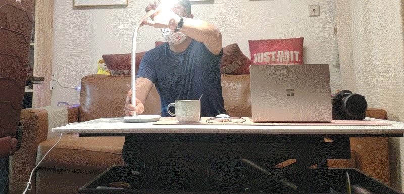 护眼台灯台式和落地款如何选,高性价比护眼台灯选择