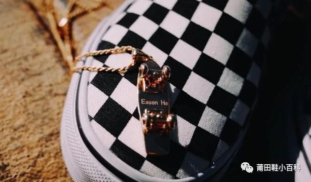 vansoldskool容易开胶嘛,vans为什么越脏越好看