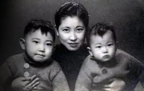 傅雷家书中傅雷是一个怎样的人,傅雷家书中关于傅雷的教育方式