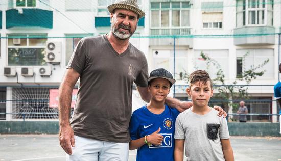 曼联国王坎通纳庆祝动作,曼联国王坎通纳