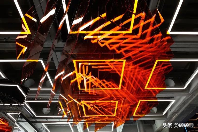 有创意的装置艺术作品图片,有创意的装置艺术作品