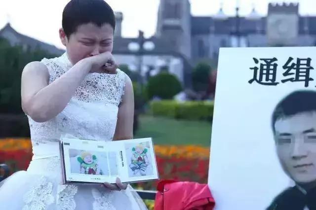 我老婆成植物人了，我离婚有错吗？