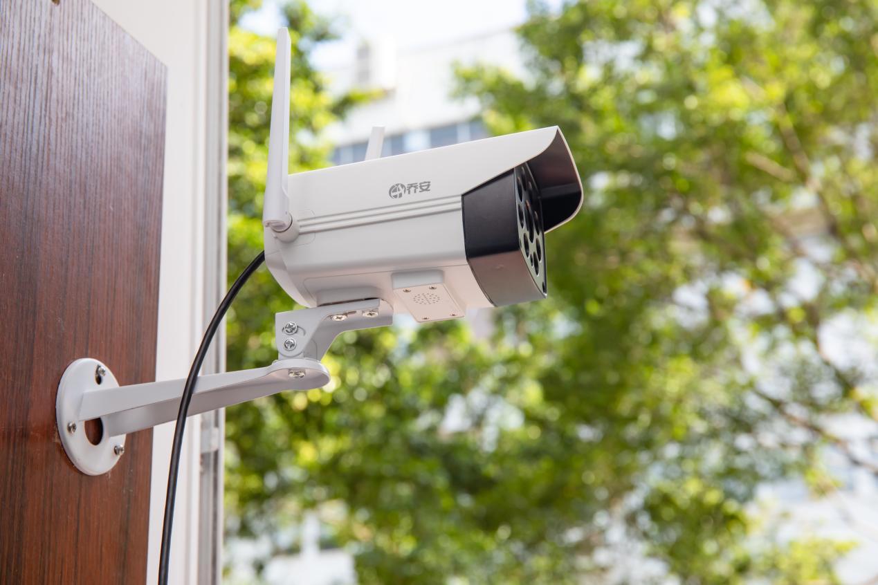 乔安400W高清云台版监控摄像头体验:户外监控非它莫属