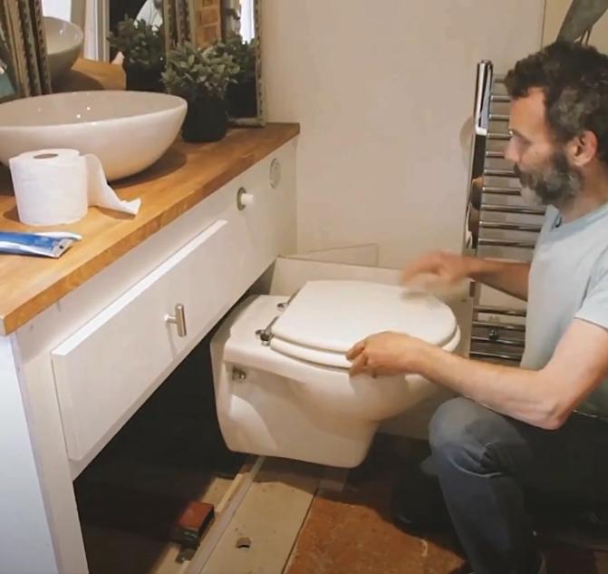 壁挂式马桶隐藏在墙体的尺寸,壁挂式马桶直接嵌入墙内