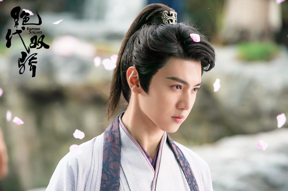 绝代双骄小鱼儿被苏樱抓在哪一集,新版绝代双骄苏樱介绍