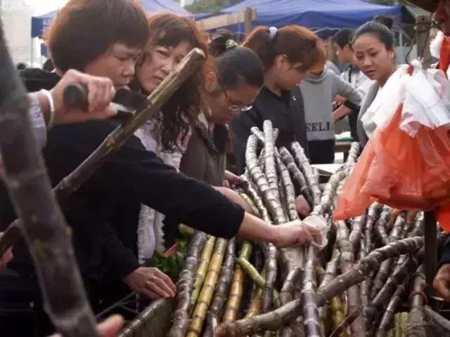 罗定农村人山人海,罗定人山人海