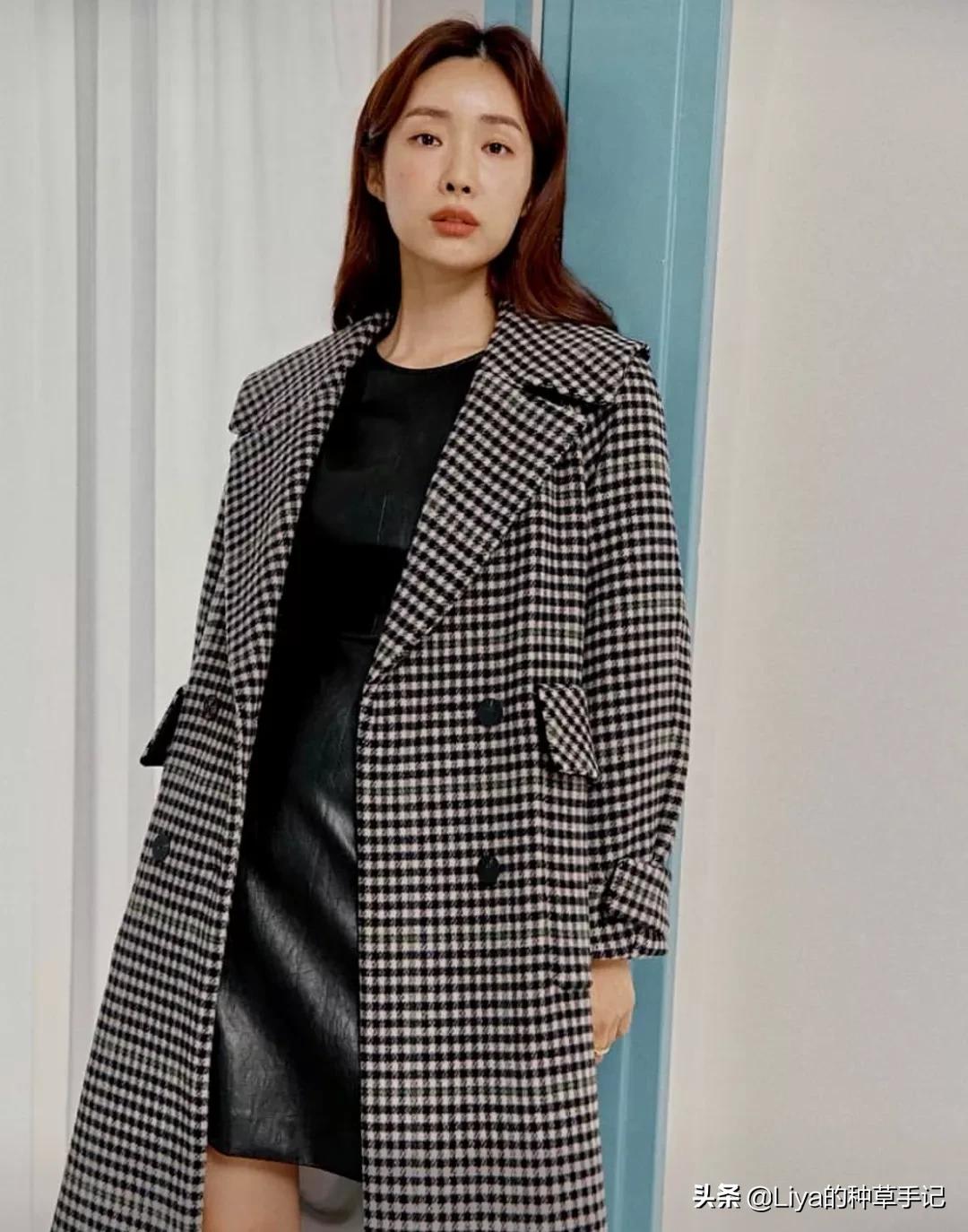 半裙+外套，连衣裙+外套=今春王炸组合