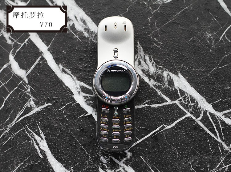 motorazr四代,motorazr2019翻盖折叠屏