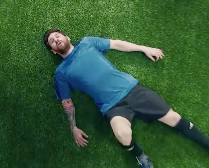 为什么有女朋友了还会出去玩,为啥有女朋友还打游戏