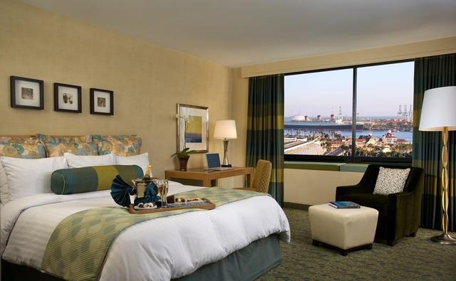 女方在酒店出嫁准备几套衣服,新娘从酒店出嫁流程讲究