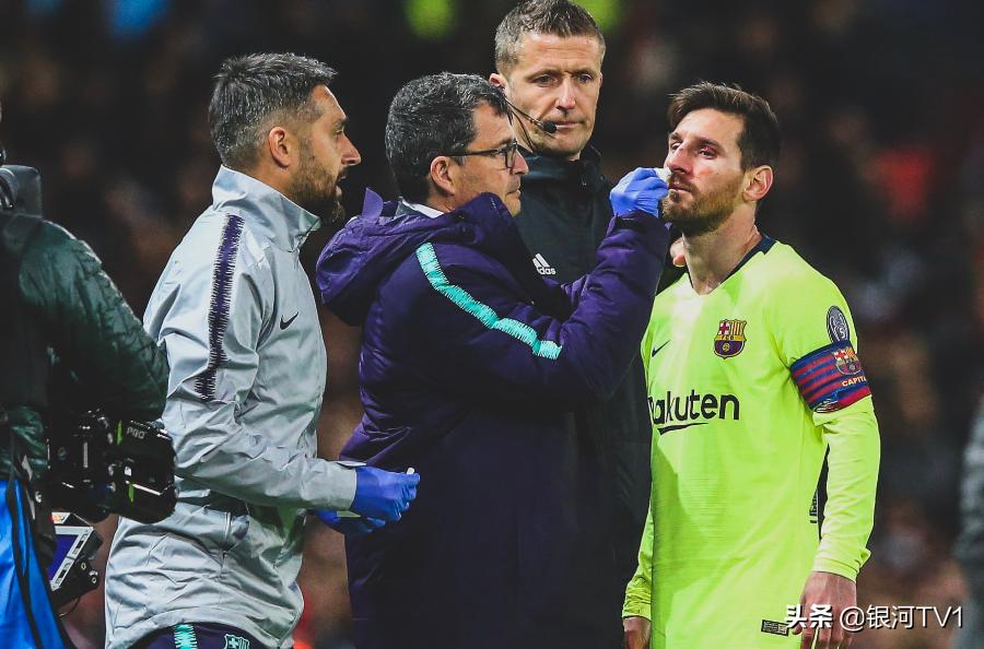 天下足球双骄c罗和梅西,梅西与c罗巅峰对决5比0