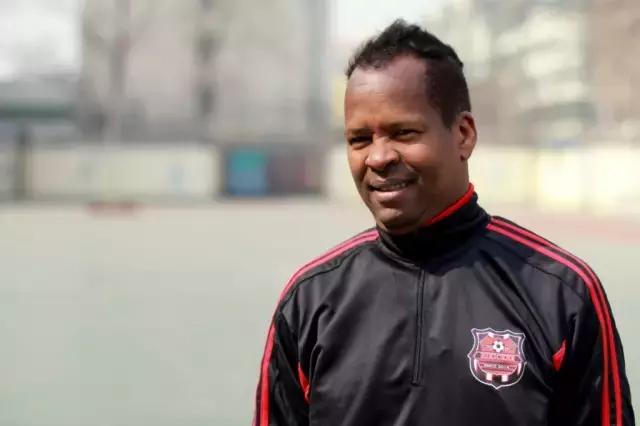 足球青训爱踢客,爱踢客足球