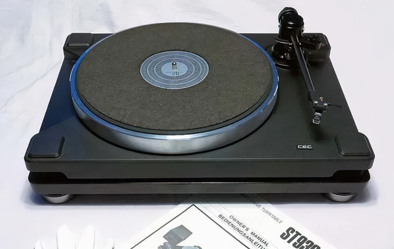 回归日本生产——创意无限的CEC皮带驱动CD机