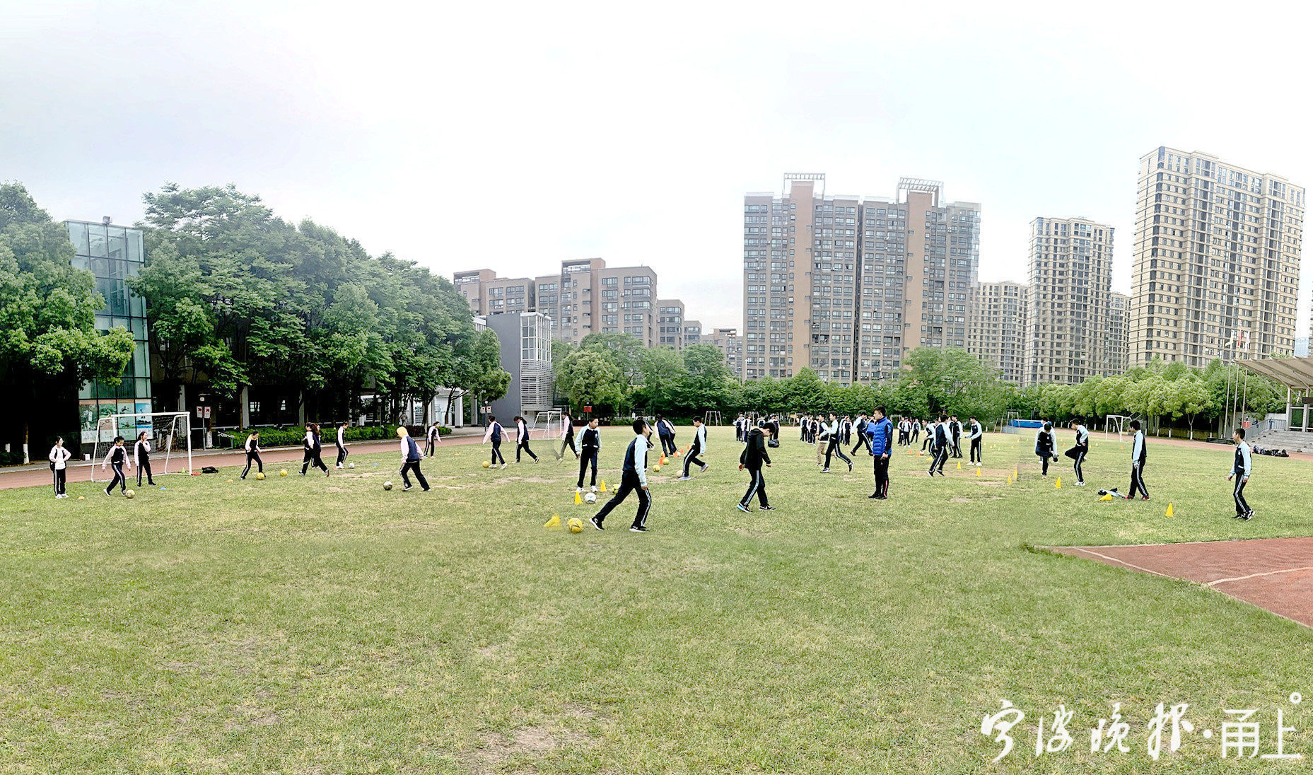 疫情期间学生室内健身操,疫情期间练习武术自编操