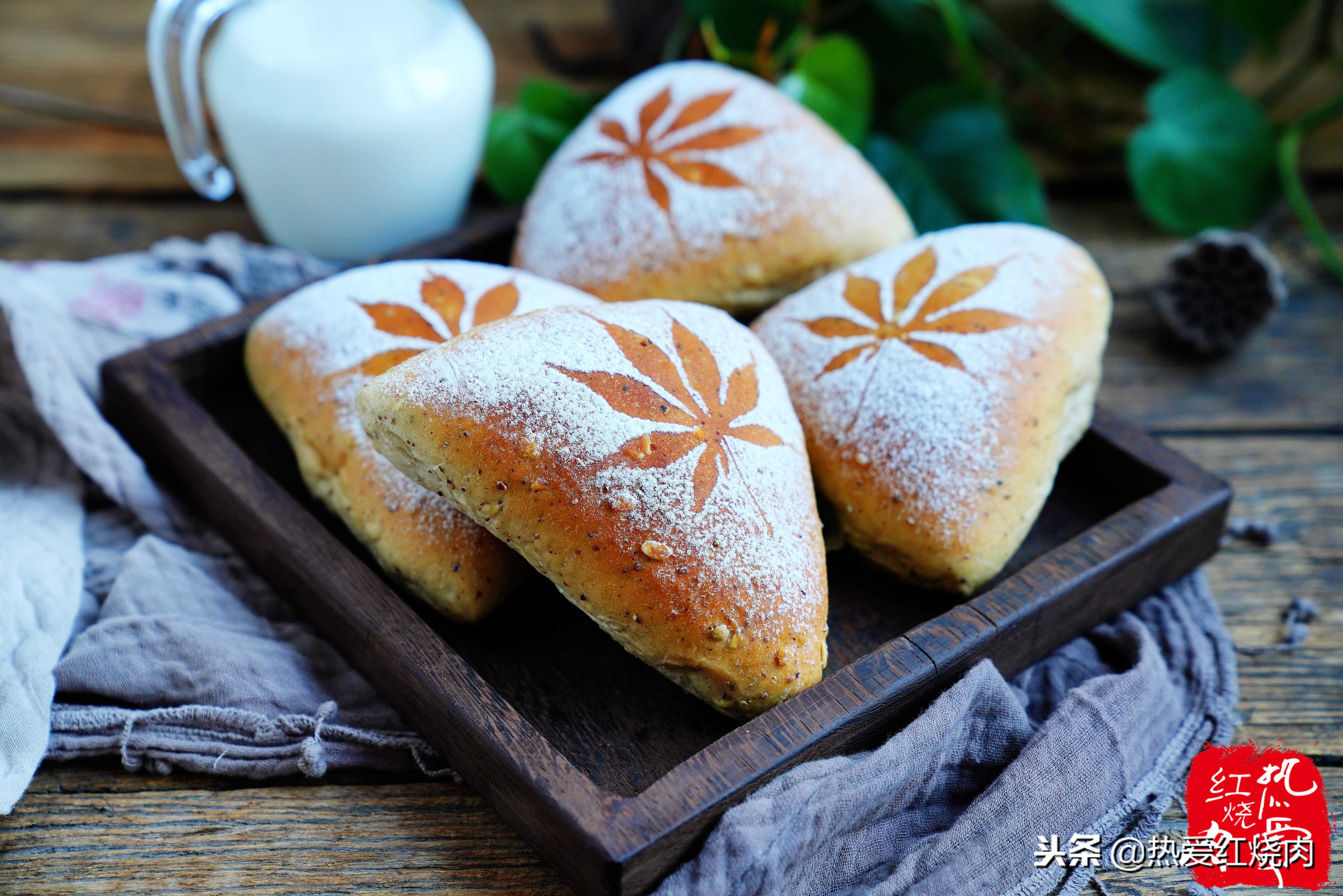 不用揉出膜的黑芝麻面包做法,不用揉出膜的粗粮面包做法