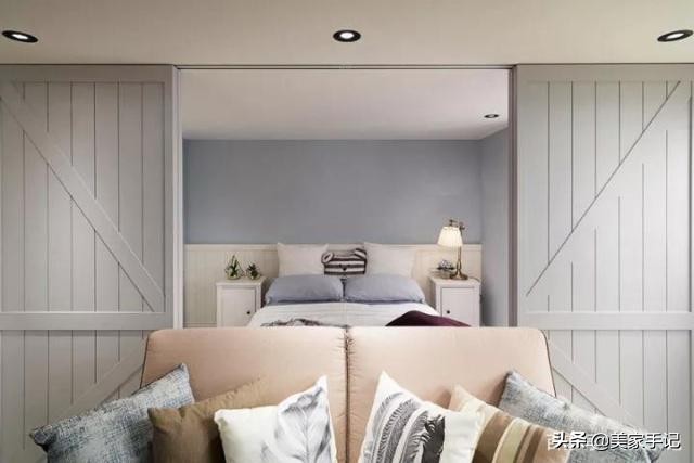 82平的房子装出100平的效果,一进房子就被玄关迷住