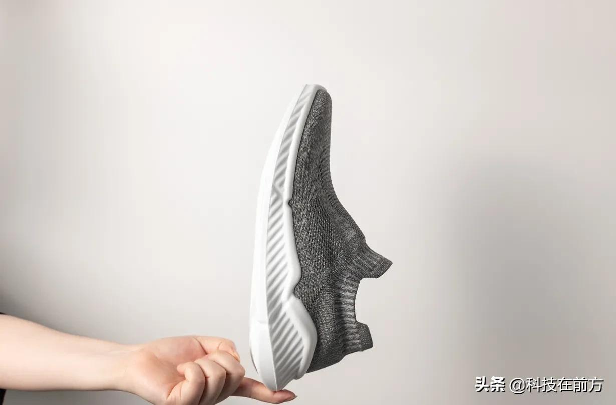 斯凯奇足力健配置,斯凯奇和足力健的区别