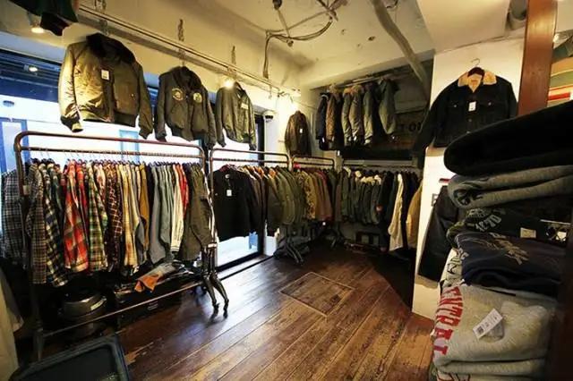 李宁的外套一般多少钱一件,李宁日本专卖