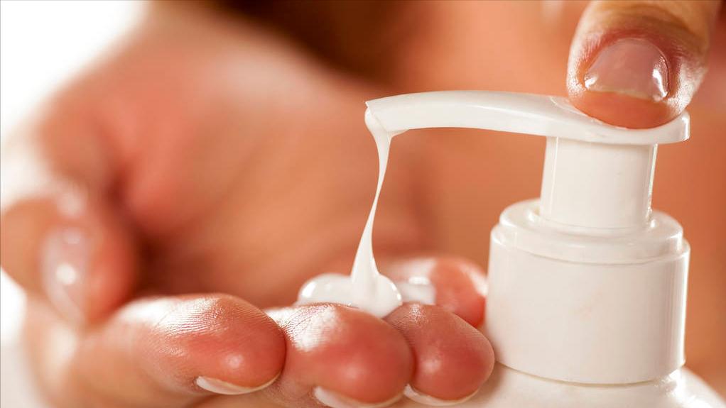 皮肤粗糙干燥是气血不足,脾虚导致皮肤干燥粗糙