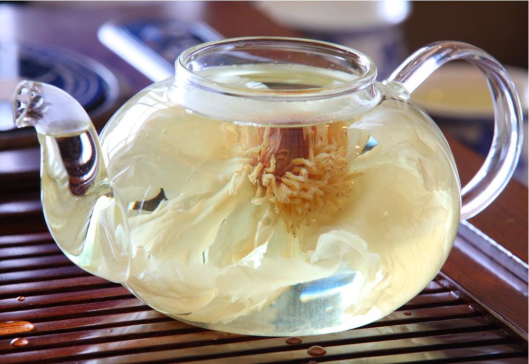 喝牡丹花茶有什么作用,女人喝牡丹花茶的好处