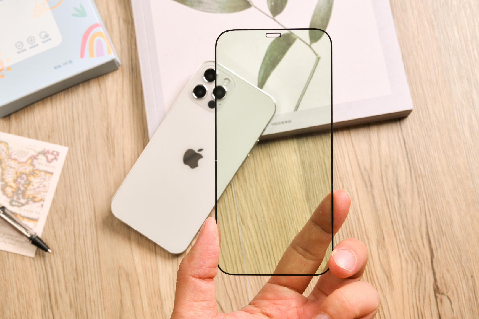 手机钢化膜最好贴什么样的,手机钢化膜屏保怎么贴