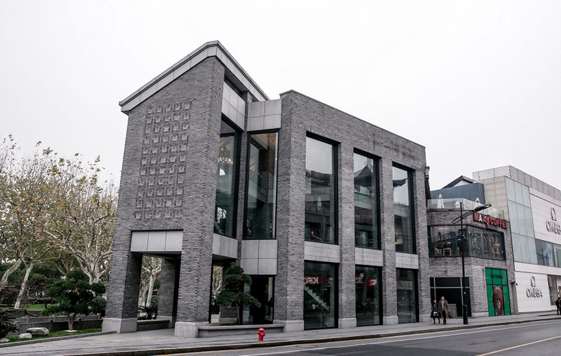 湖滨银泰in77每日客流量,杭州湖滨银泰in77销售额