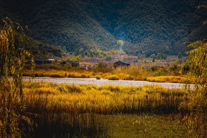 消失的地平线上的“香巴拉”和“女儿国”（二）