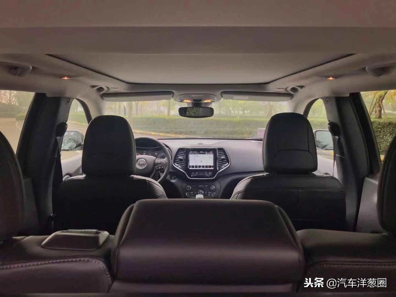 Jeep同级车,新款2.0tjeep自由光的优缺点