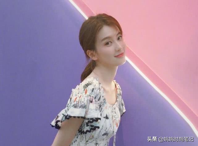 乔欣冬天潮流穿搭,乔欣夏天穿什么鞋